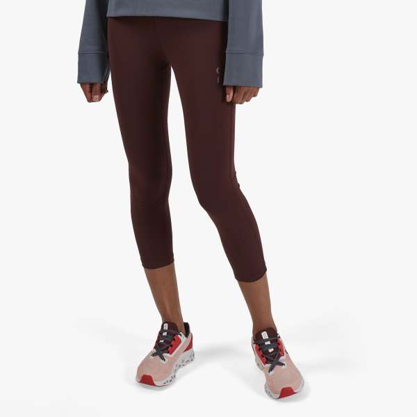 On Women's Active Tight in Mulberry
