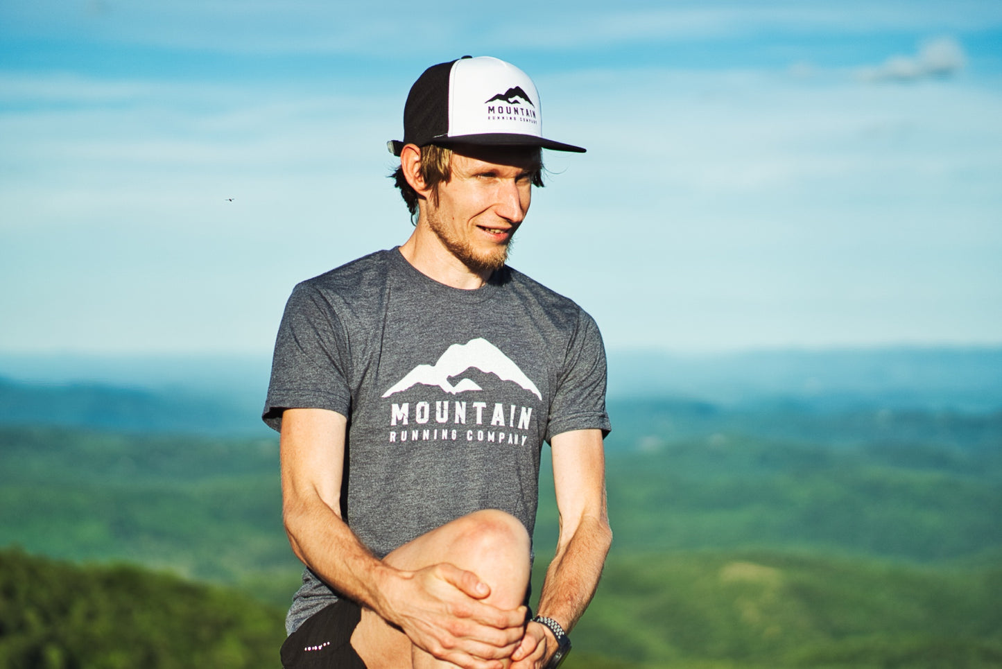 mountain running company unisex t-shirt navy